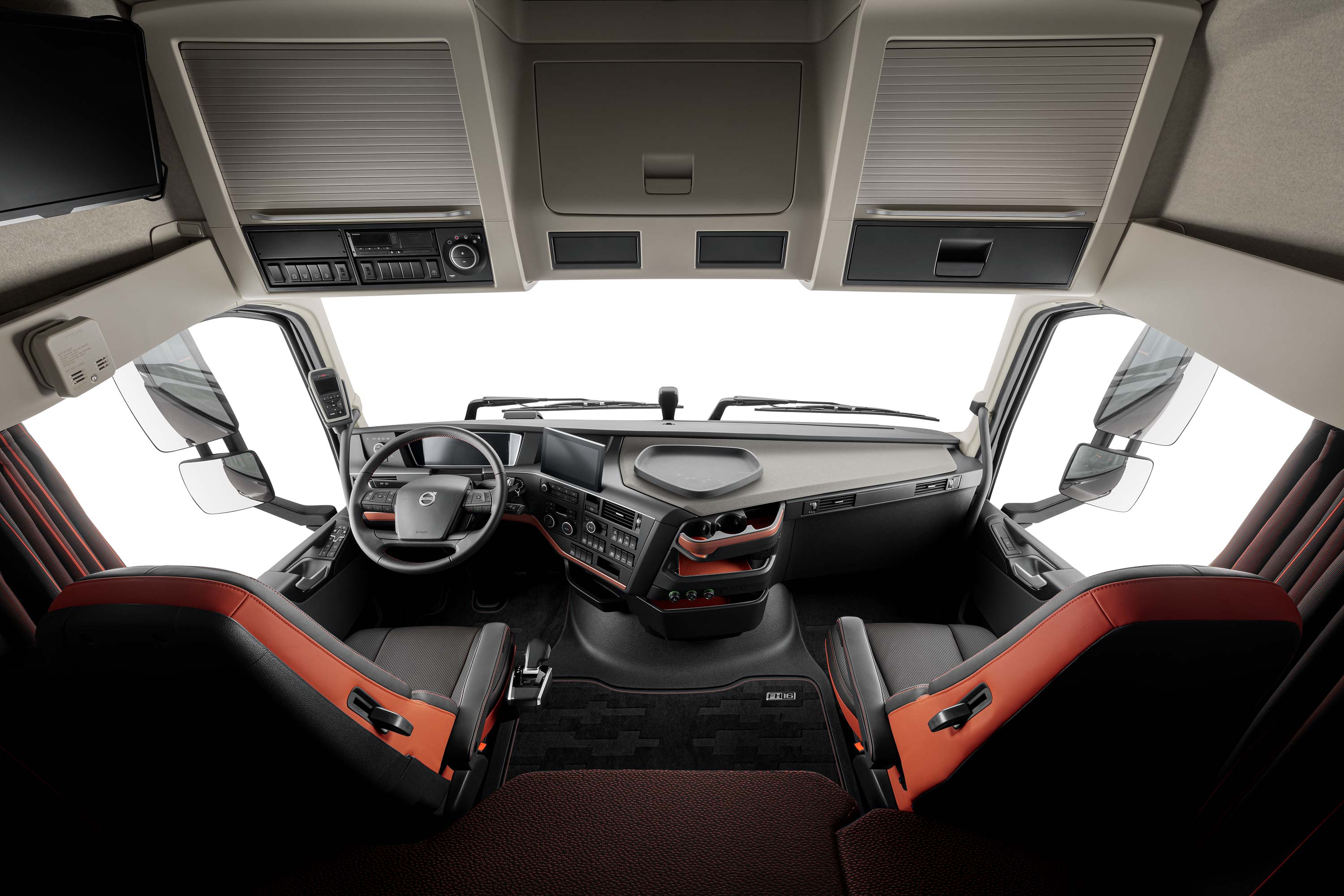 De Volvo FH16 biedt een unieke uitstraling en veel ruimte.