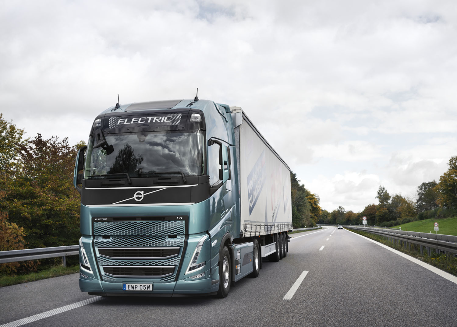 Volvo FH Electric In Green Truck Test Blinkt Uit In Zowel Bereik Als